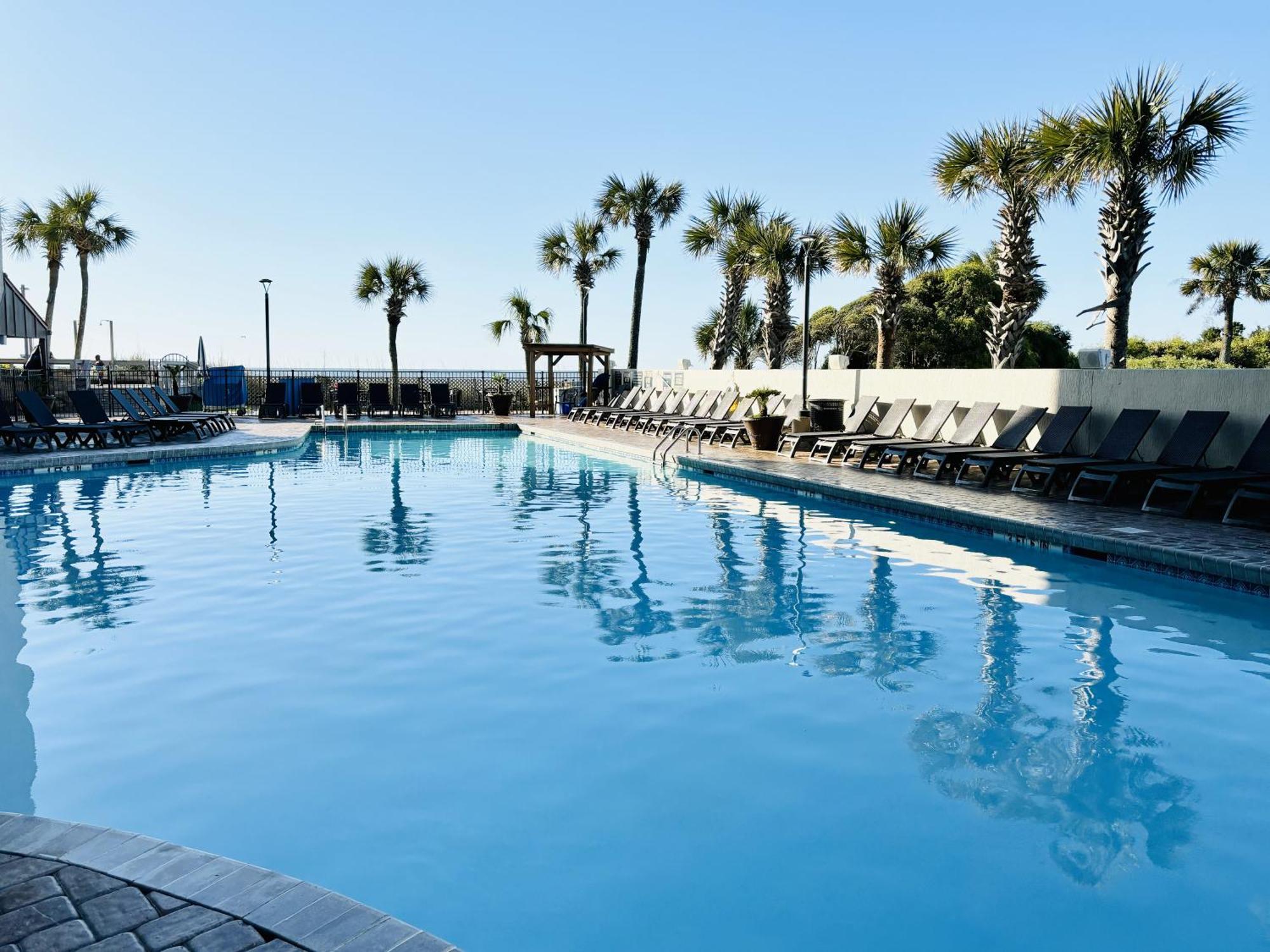 Sea La Vie Oceanfront Studio Myrtle Beach Exterior photo